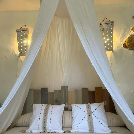 Casa Juanillo * Miller